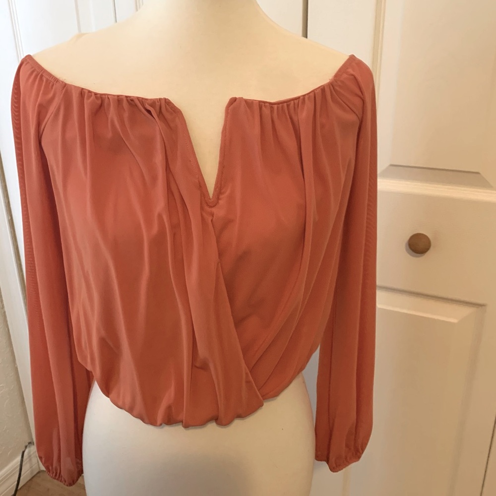 Willow + Root beautiful top